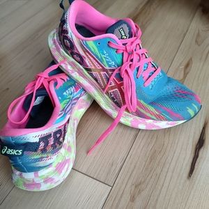 Women's asics Tri 13 Noosa Japan running shoes Size 7